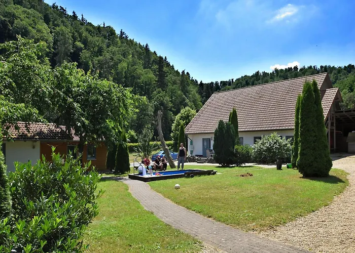 Daire Farm Situated Next To The Kellerwald-edersee National Park With A Sunbathing Lawn