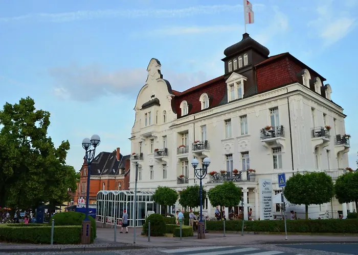 Farm Situated Next To The Kellerwald-edersee National Park With A Sunbathing Lawn דירה